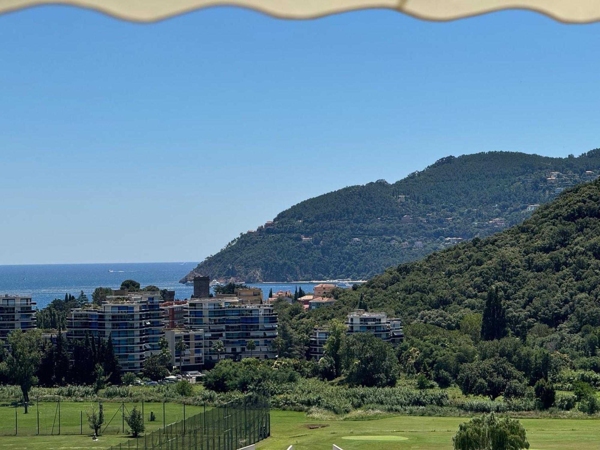 My Resid Appart Cannes Marina Vue Mer Mandelieu Exteriér fotografie
